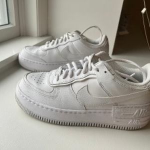 Woman's Nike air Force 1 sneaker